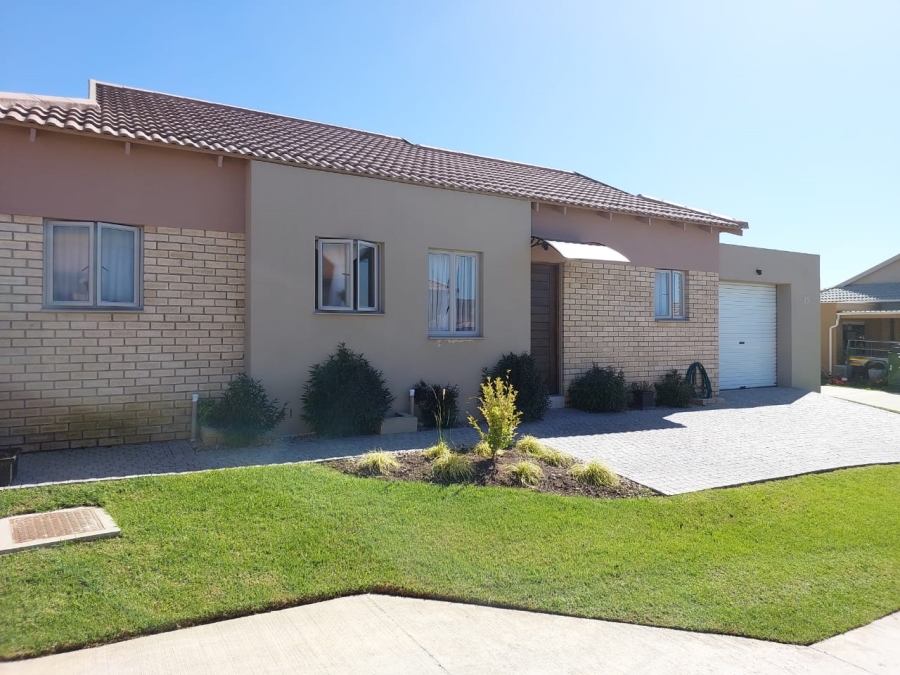 To Let 2 Bedroom Property for Rent in Mooikloof Country Estate Western Cape